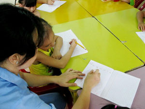 Năm học tới sẽ chấm dứt việc sử dụng tài liệu dạy viết chữ cho trẻ mầm non.